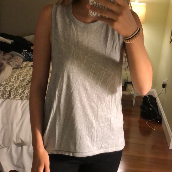 Nike Tops - Nike loose tank